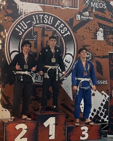 Ronin Chillán, campeón por equipos en el primer día del Jiujitsu Fest